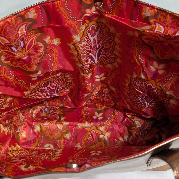 NWOT Bronze Metallic Faux Leather -Snap Shut Tote Bag w/ Bright Floral Lining - Picture 4 of 16